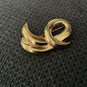 Vinatage Napier Gold-Tone Brooch